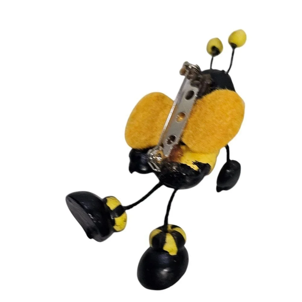 Whimsical‎ Bee Pin Brooch Figurine with Heart Accent - Cute Lapel Pin